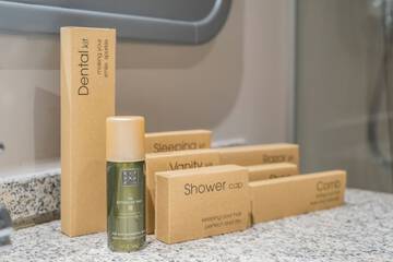 Bathroom amenities