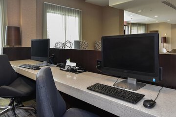 Business Center 35 of 35