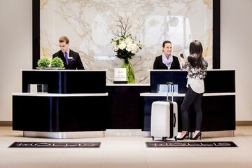 Check-in/check-out kiosk