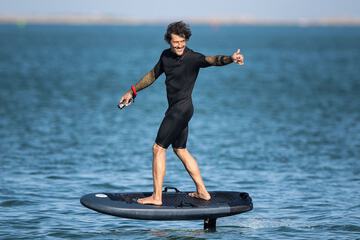Surfing/boogie boarding