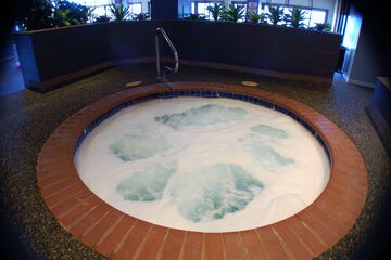 Indoor spa tub