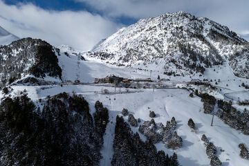 Ski hill
