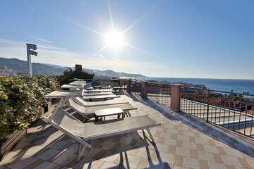 Sundeck