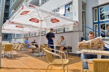 Cafe
