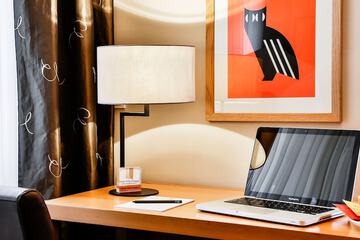 In-room business center
