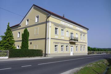 Photo 51