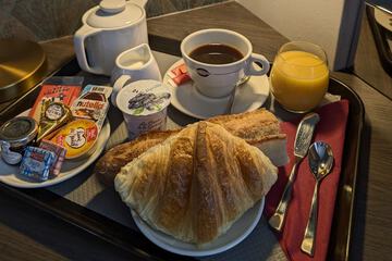 Breakfast meal