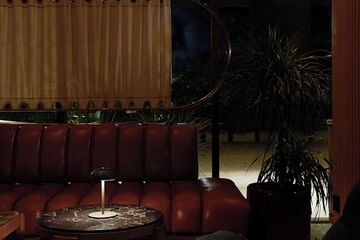 Cafe