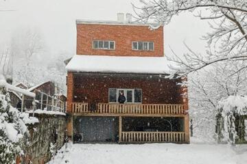 Photo 10