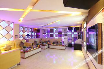 Fitness & Recreational Facilities