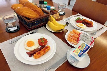 Breakfast meal