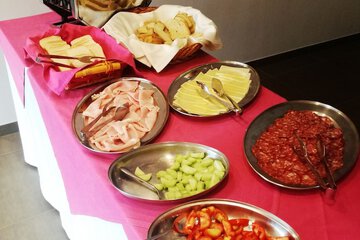 Breakfast buffet