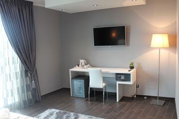 In-room business center