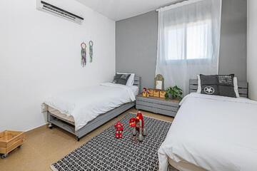 Photo 37
