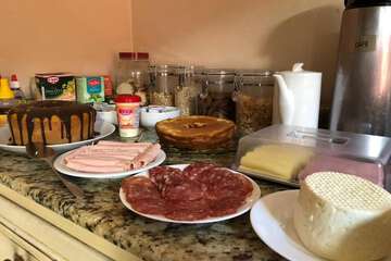 Breakfast meal