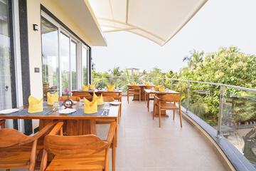 Executive lounge