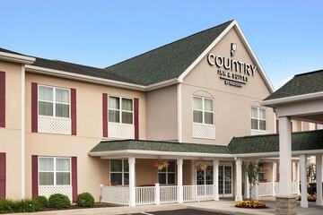 Country Inn & Suites by Radisson Ithaca, NY