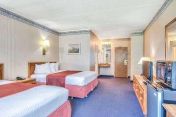 Howard Johnson by Wyndham Harrisburg