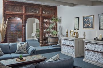Spa reception