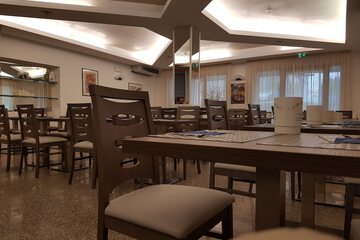 Coffee shop