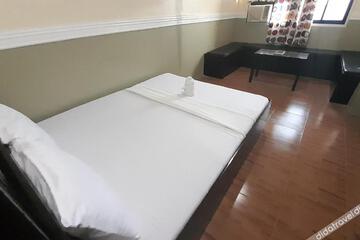 高级大床房