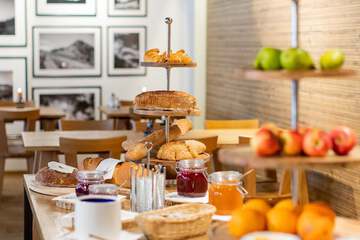 Breakfast buffet