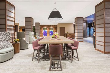 Hotel Interior 8 of 59