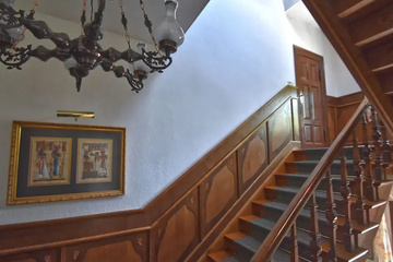 hotel_rooms