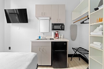 Private kitchenette