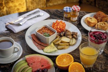 Breakfast meal