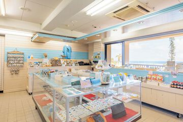 Gift shop