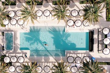 Infinity pool