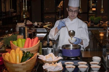 Breakfast buffet