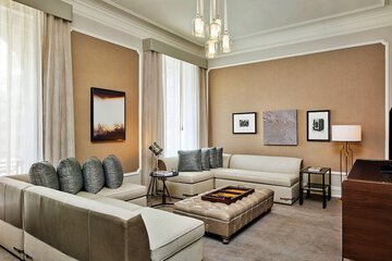 Room 50 of 136