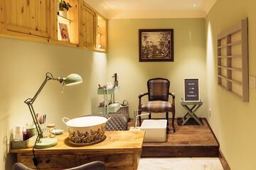 Treatment room
