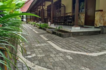 Photo 13