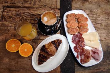 Breakfast meal