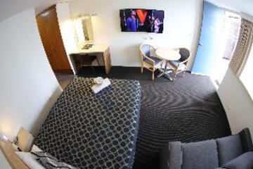 Photo 14