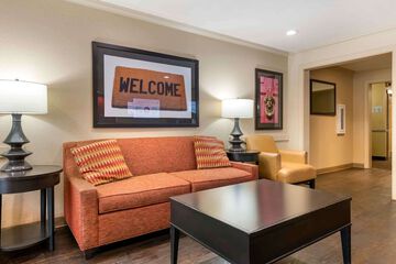 Hotel Interior 12 of 37