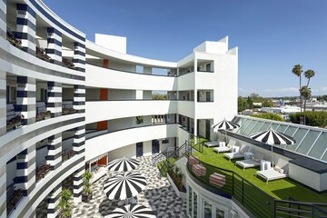Courtyard view