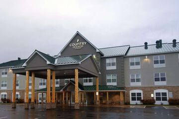 Country Inn & Suites by Radisson Houghton, MI