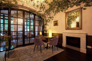Lobby sitting area