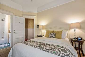 Room 48 of 66