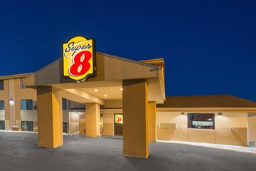 Super 8 by Wyndham Sioux City / Morningside Area