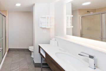 Bathroom shower