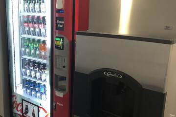 Hotel Interior 8 of 28