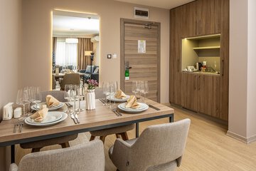 Private kitchenette