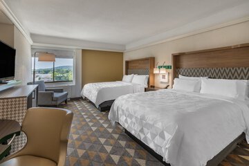 Room 14 of 60