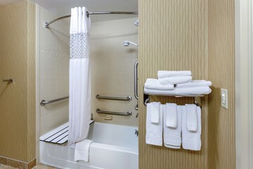 Room 16 of 24