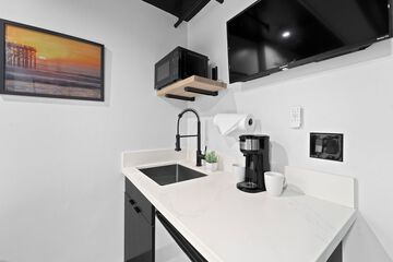 Private kitchenette